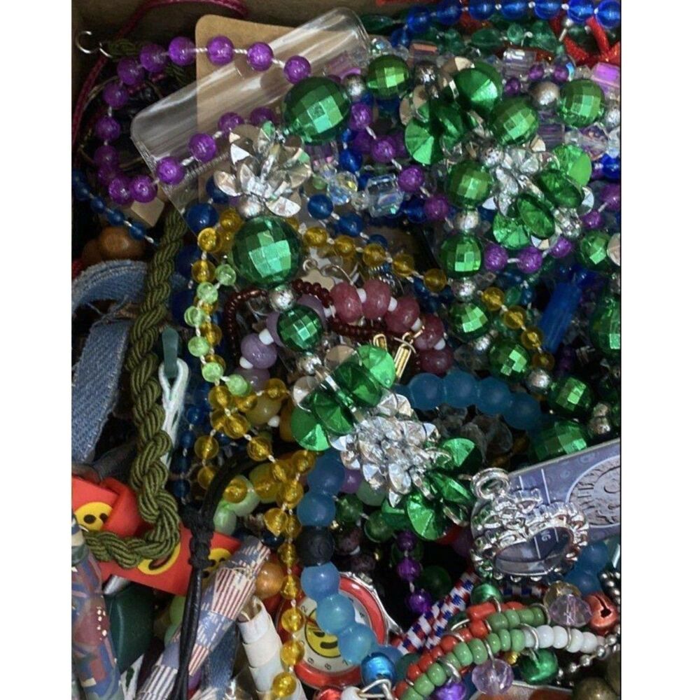 20+ Pc Mixed Wearable Kids Teens Fashion Costume Jewelry Lot Bundle Grab Bag